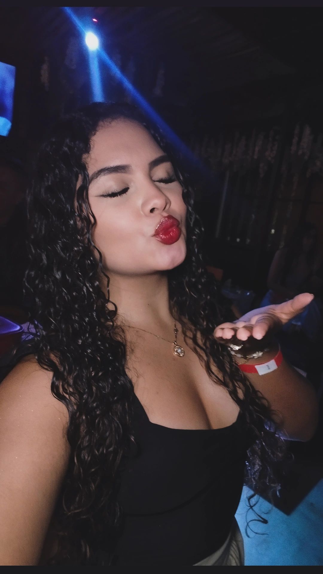 Mia_B